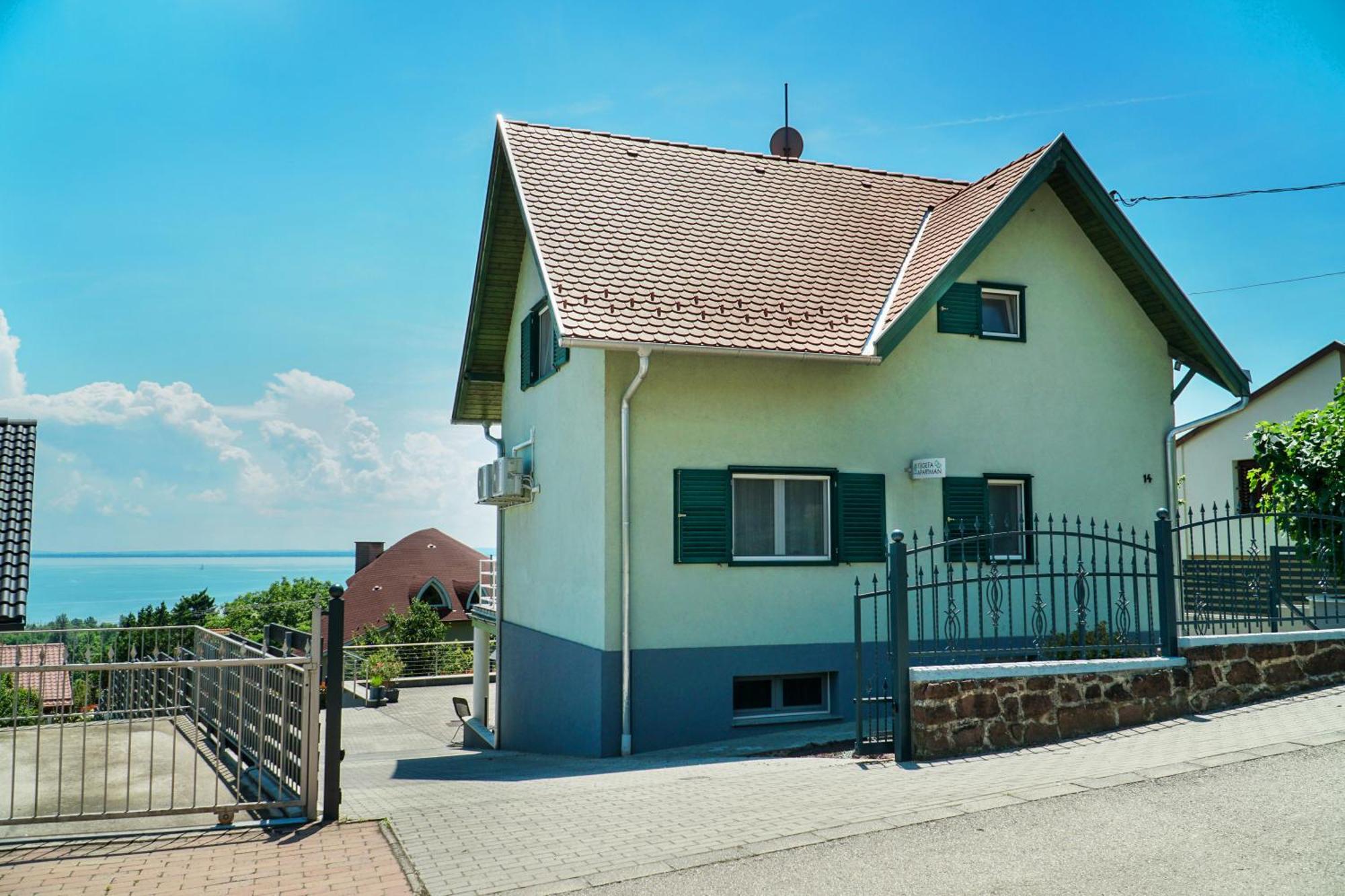 Fuegefa Apartman Balatonalmádi Eksteriør bilde