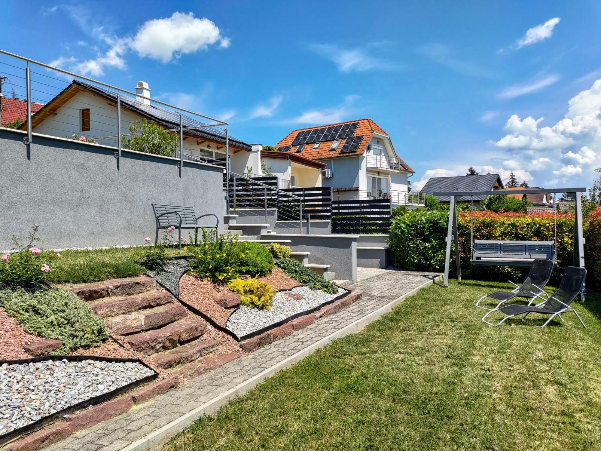 Fuegefa Apartman Balatonalmádi Eksteriør bilde